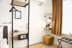 Hotel et le Café de Paris