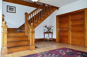 Still Point Lodge & Cottages