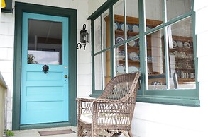 Still Point Lodge & Cottages