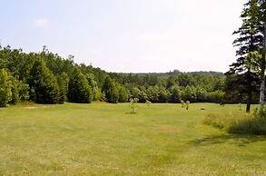 Still Point Lodge & Cottages