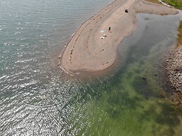 Still Point Lodge & Cottages