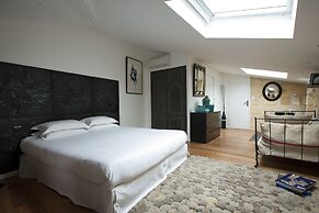 Une Chambre chez Dupont