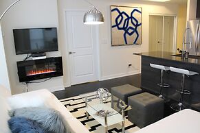 Executive Skyline Suites