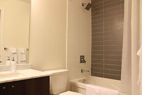 Executive Skyline Suites