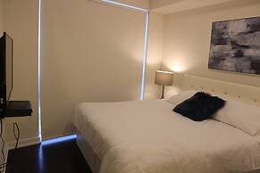 Executive Skyline Suites