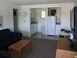 Lakeshor Motor Inn
