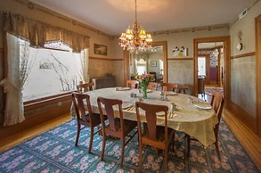 McConnell Inn