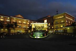 Tanza Oasis Hotel and Resort