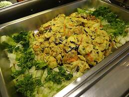 Tanza Oasis Hotel and Resort