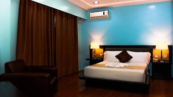 Tanza Oasis Hotel and Resort