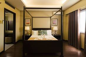 Tanza Oasis Hotel and Resort