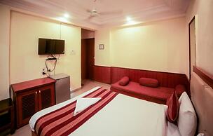 Lucky Hotel Bandra