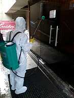 Hotel Lucky Goregaon