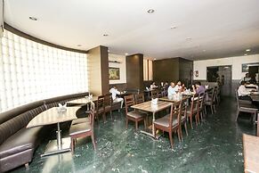Hotel Lucky Goregaon