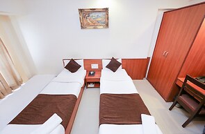 Hotel Lucky Goregaon