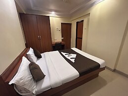 Hotel Lucky Goregaon