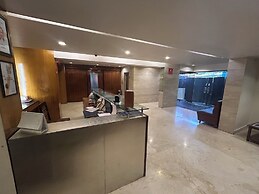 Hotel Lucky Goregaon
