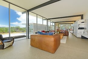 Cloudy Bay Beach House