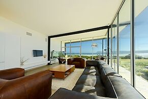 Cloudy Bay Beach House