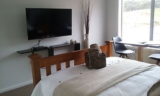 Aligning Health Retreat & Day Spa