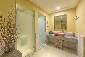 China Old Story Inns Encounter Lijiang