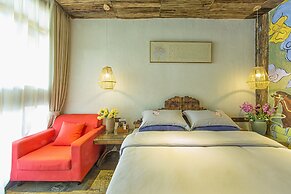 China Old Story Inns Encounter Lijiang