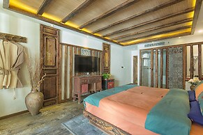 China Old Story Inns Encounter Lijiang