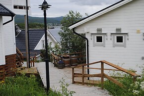 Furoy Hotel Apartments and Boating