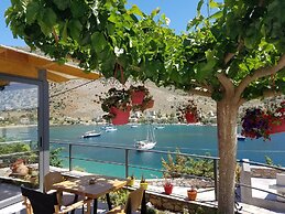 Evia Silence Boutique Hotel