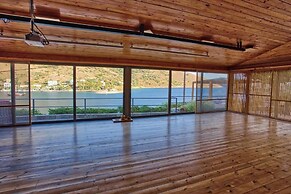 Evia Silence Boutique Hotel