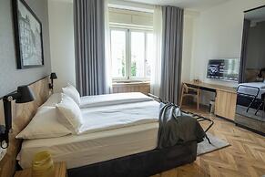 Urban Boutique Hotel