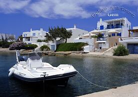 Heliotropio Studios & Apartments