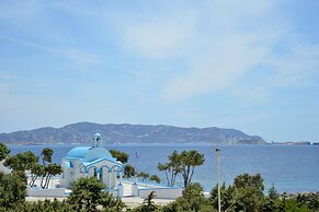 Heliotropio Studios & Apartments