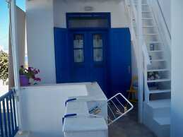 Heliotropio Studios & Apartments