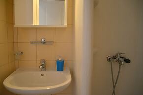 Heliotropio Studios & Apartments