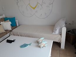 Heliotropio Studios & Apartments