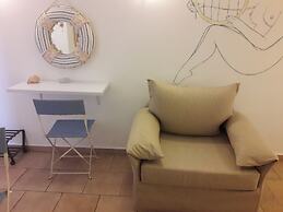 Heliotropio Studios & Apartments