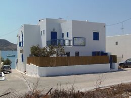 Heliotropio Studios & Apartments