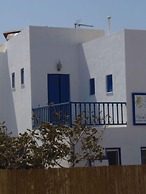Heliotropio Studios & Apartments