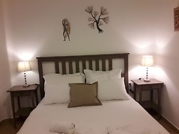 Heliotropio Studios & Apartments