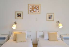 Heliotropio Studios & Apartments