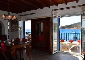 Heliotropio Studios & Apartments