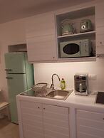 Heliotropio Studios & Apartments