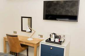 Pen & Parchment Inn by Greene King Inns