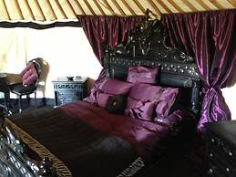 Lincoln Yurts