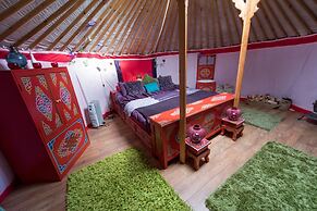 Lincoln Yurts