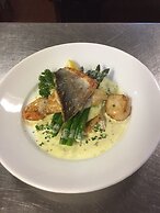 O'Sheas Hotel Tramore