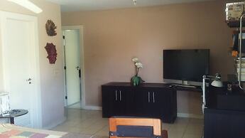 Reb Casa Itanhanga