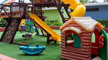 Punta Sal Suites & Bungalows Resort