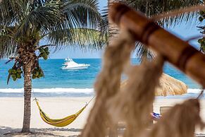 Punta Sal Suites & Bungalows Resort